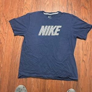 XL (Regular Fit) Nike T-Shirt